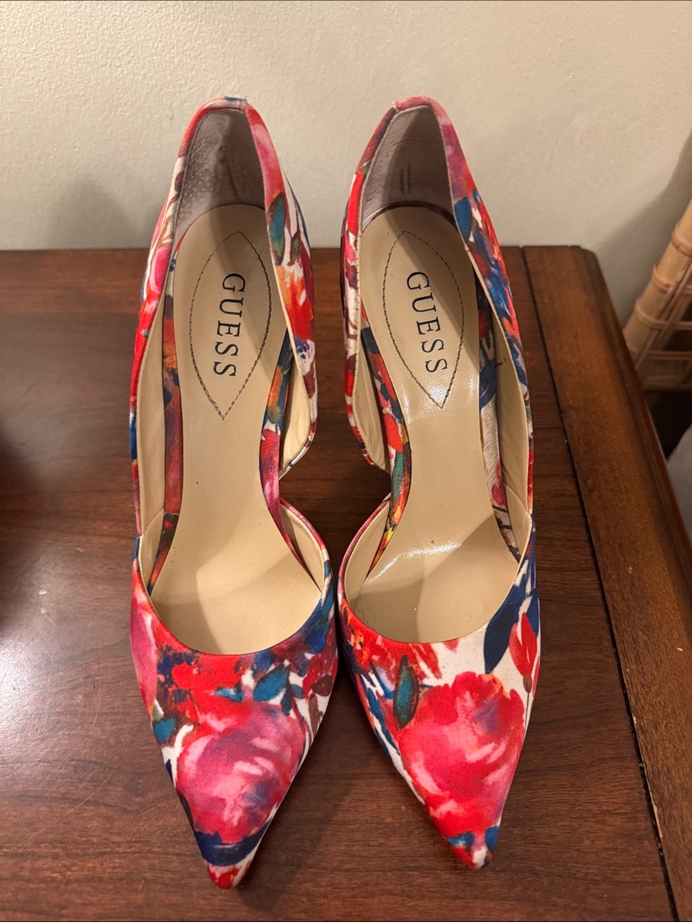 GUESS Floral Red & Blue Pointed-Toe Pumps
